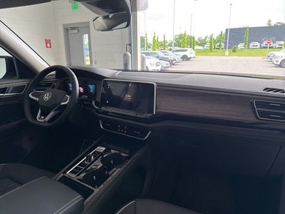 2026 Volkswagen Atlas 2.0T SEL Premium R-Line