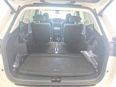 2027 Volkswagen Atlas SE w/Technology