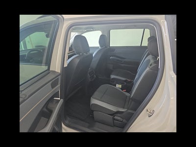 2027 Volkswagen Atlas SE w/Technology