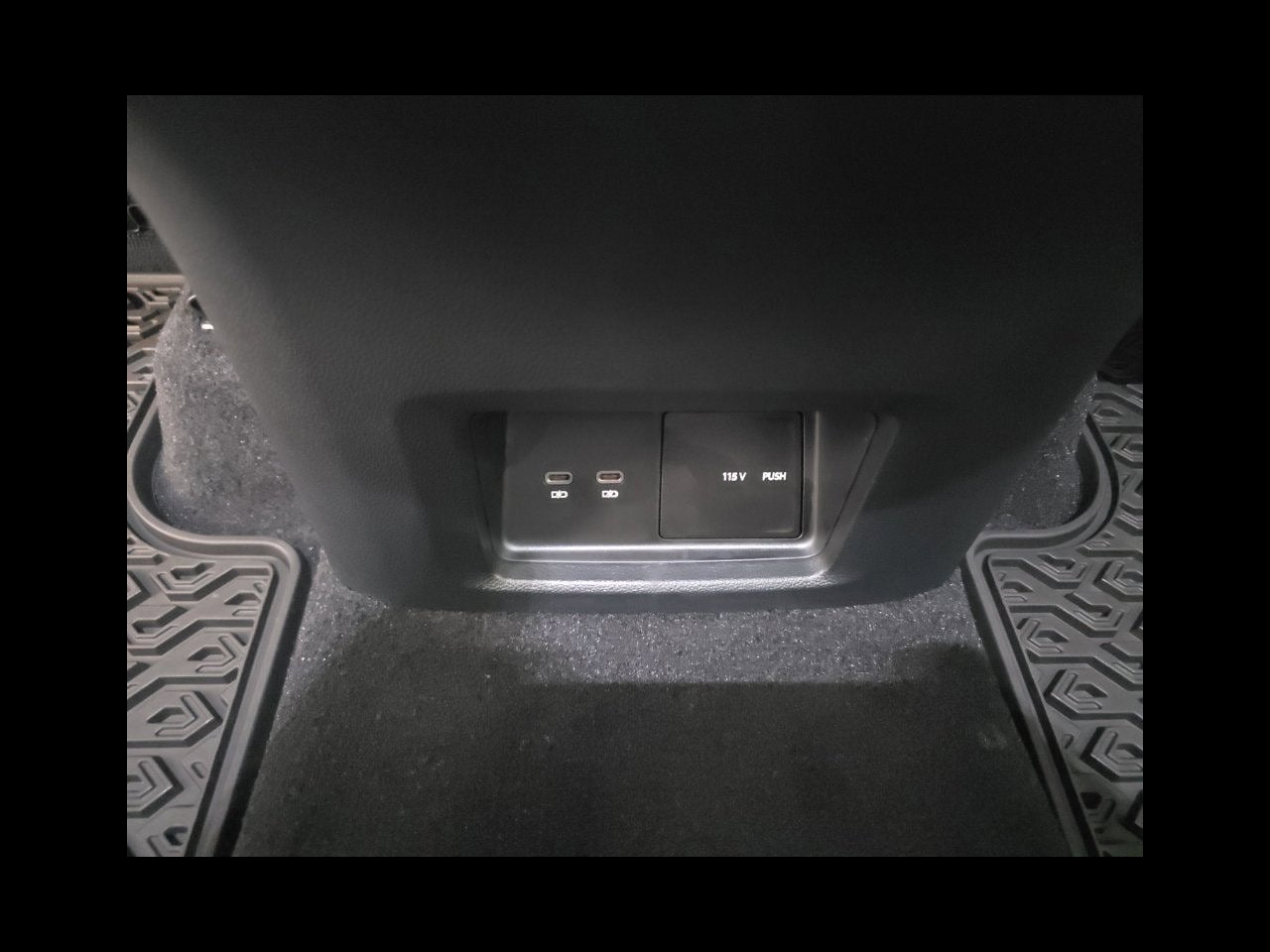 2027 Volkswagen Atlas SE w/Technology