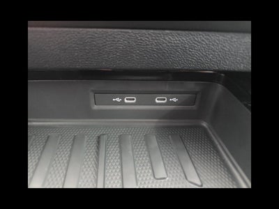 2027 Volkswagen Atlas SE w/Technology