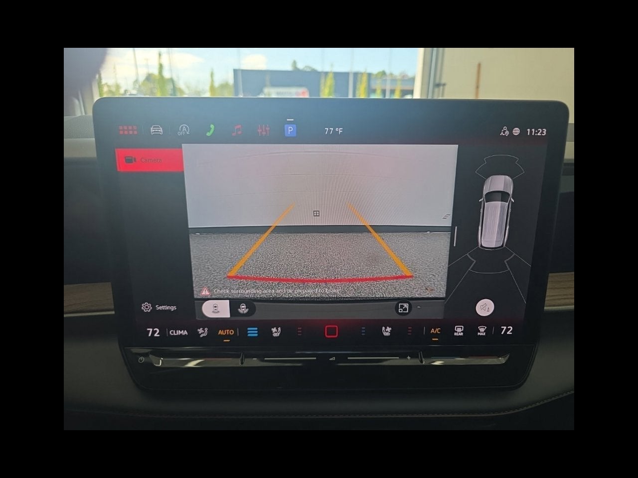 2027 Volkswagen Atlas SE w/Technology