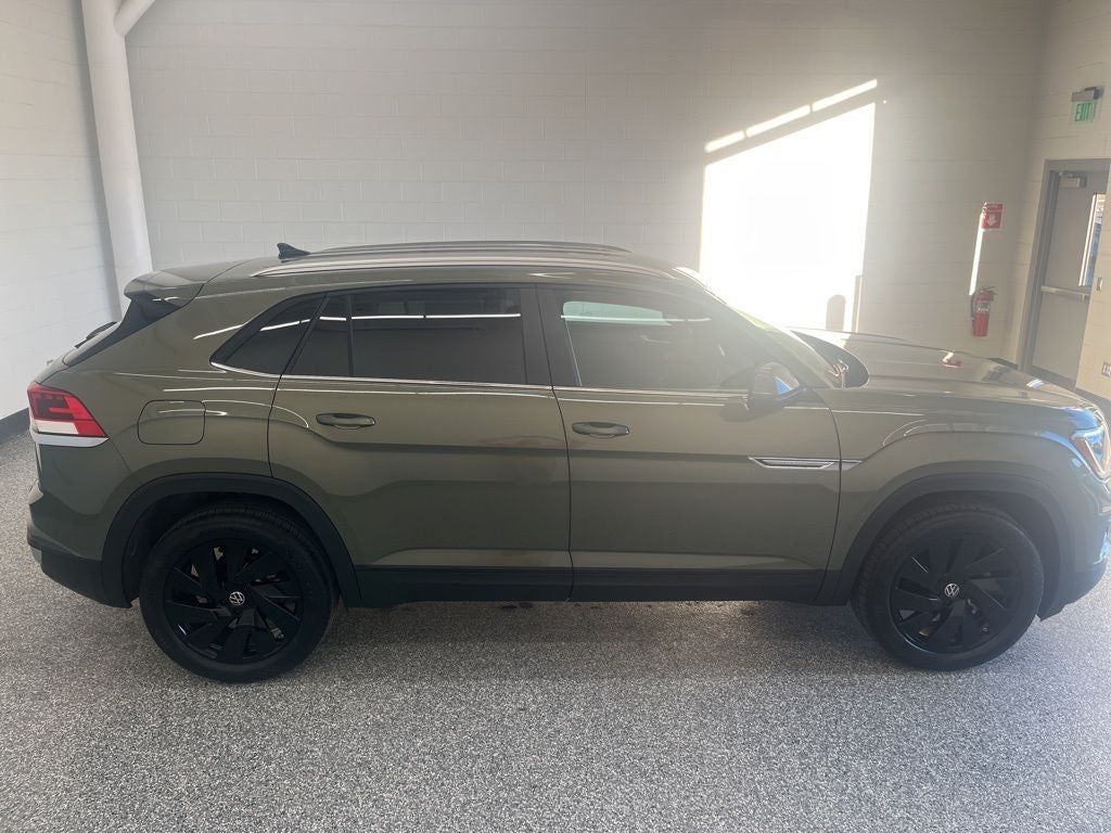 2026 Volkswagen Atlas Cross Sport 2.0T SE w/Technology