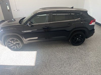 2026 Volkswagen Atlas Cross Sport 2.0T SE w/Technology