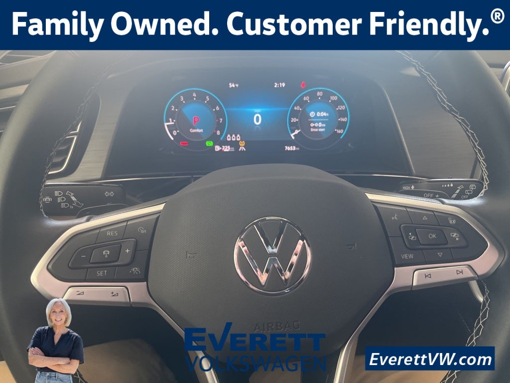 2025 Volkswagen Atlas Cross Sport 2.0T SE w/Technology