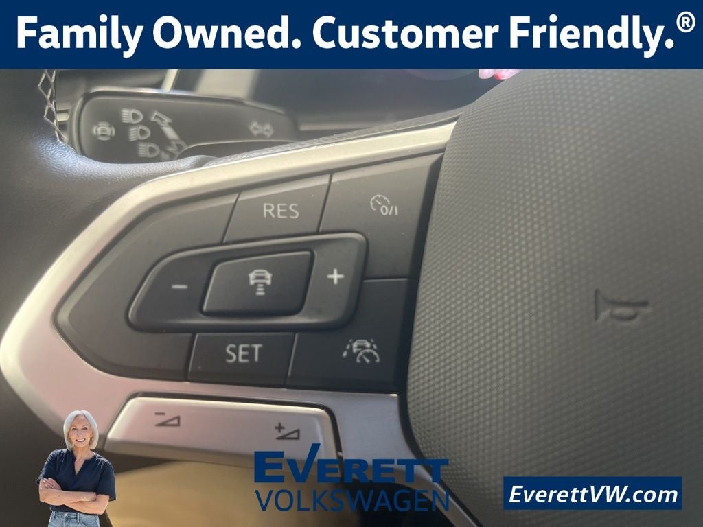 2025 Volkswagen Atlas Cross Sport 2.0T SE w/Technology