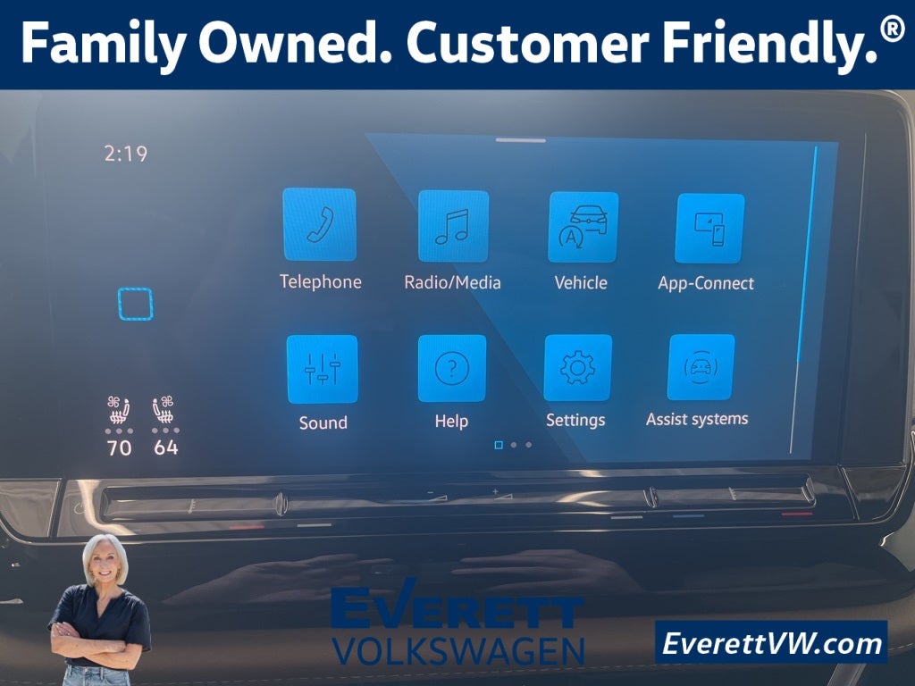 2025 Volkswagen Atlas Cross Sport 2.0T SE w/Technology