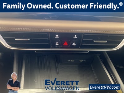 2025 Volkswagen Atlas Cross Sport 2.0T SE w/Technology