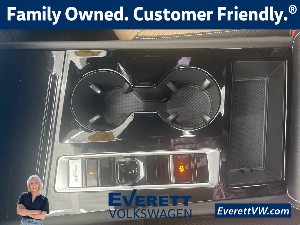 2025 Volkswagen Atlas Cross Sport 2.0T SE w/Technology