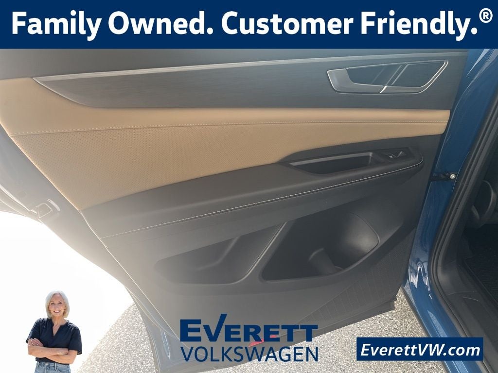 2025 Volkswagen Atlas Cross Sport 2.0T SE w/Technology