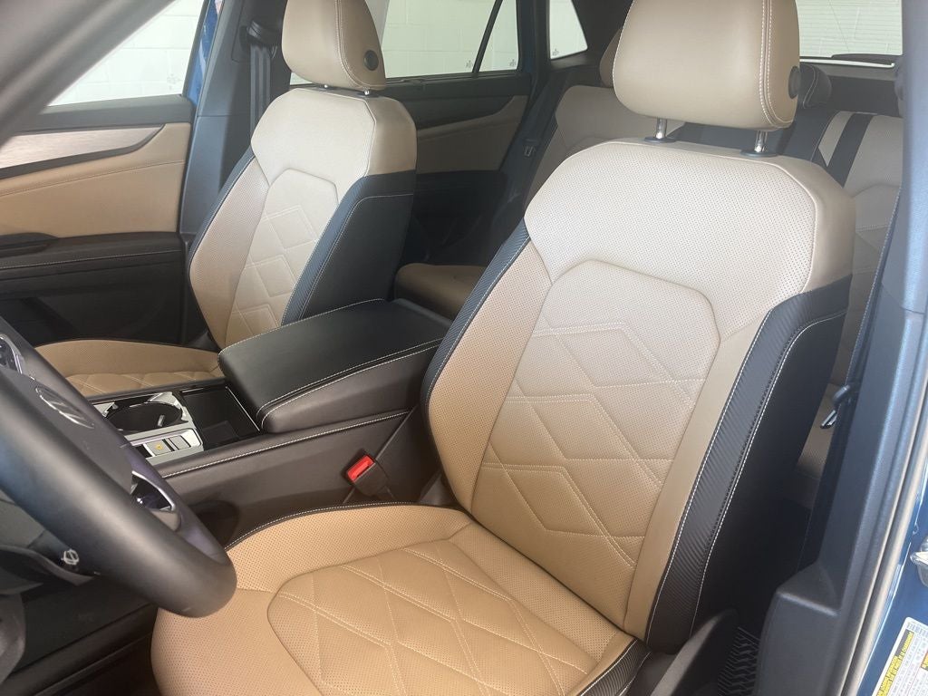 2025 Volkswagen Atlas Cross Sport 2.0T SE w/Technology