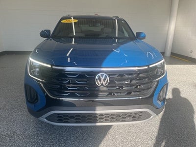 2025 Volkswagen Atlas Cross Sport 2.0T SE w/Technology