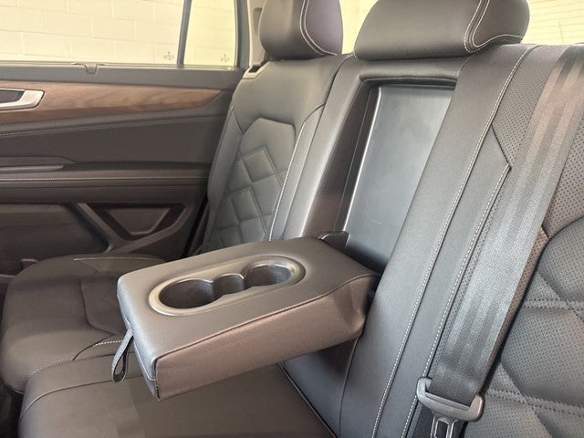 2026 Volkswagen Atlas 2.0T SE w/ Technology