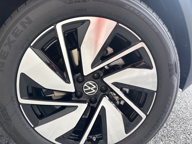 2026 Volkswagen Atlas 2.0T SE w/ Technology