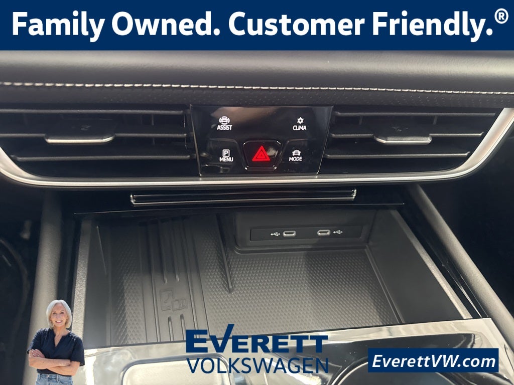 2026 Volkswagen Atlas 2.0T SE w/ Technology