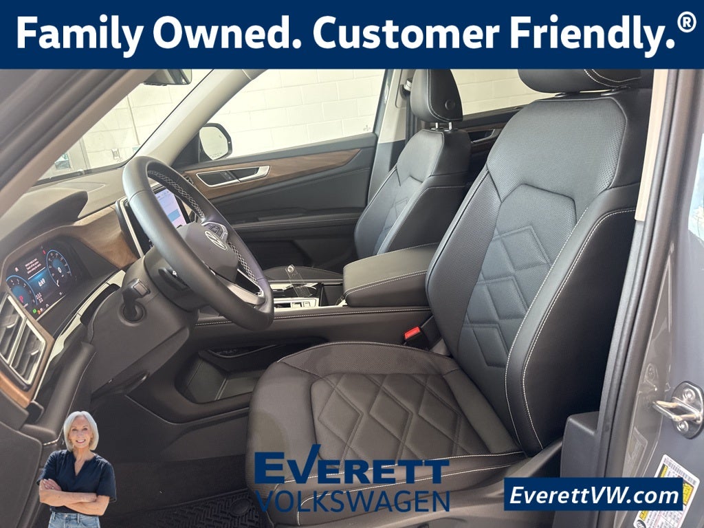 2026 Volkswagen Atlas 2.0T SE w/ Technology