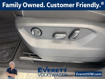 2026 Volkswagen Atlas 2.0T SE w/ Technology