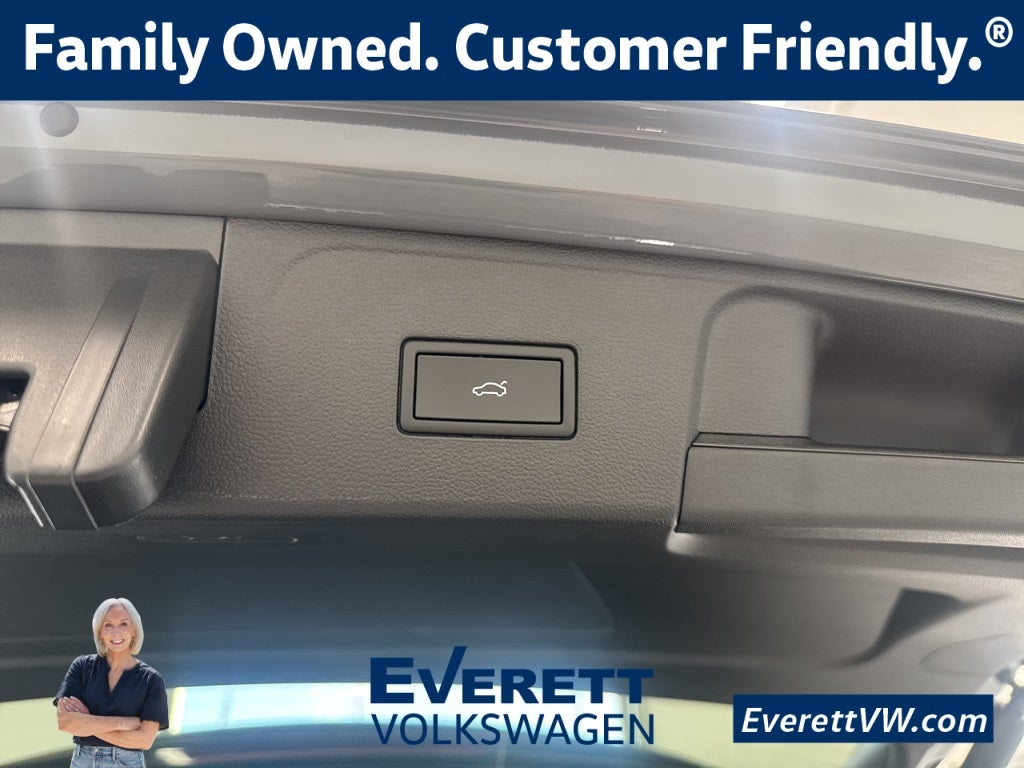 2026 Volkswagen Atlas 2.0T SE w/ Technology