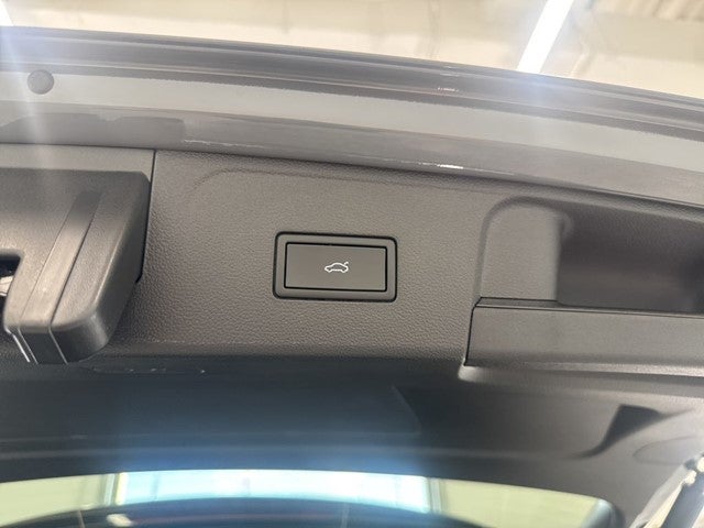 2026 Volkswagen Atlas 2.0T SE w/ Technology