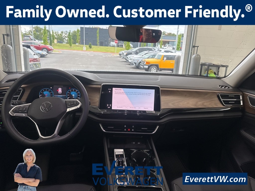 2026 Volkswagen Atlas 2.0T SE w/ Technology