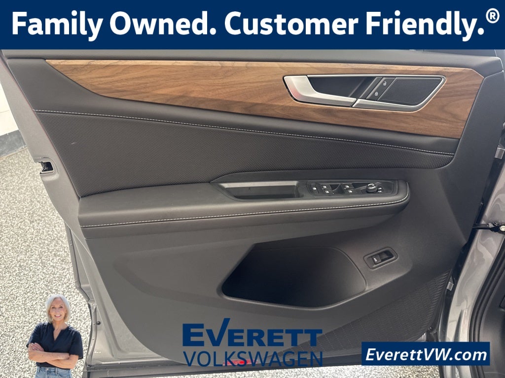 2026 Volkswagen Atlas 2.0T SE w/ Technology