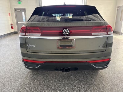 2026 Volkswagen Atlas Cross Sport 2.0T SE w/Technology