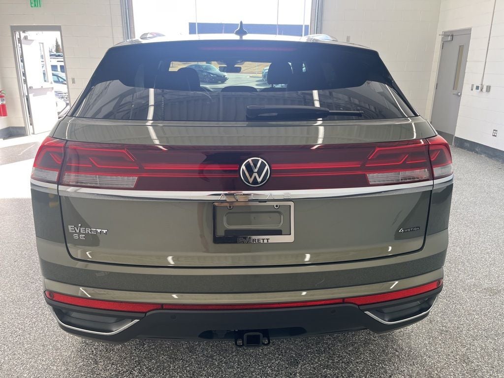 2026 Volkswagen Atlas Cross Sport 2.0T SE w/Technology