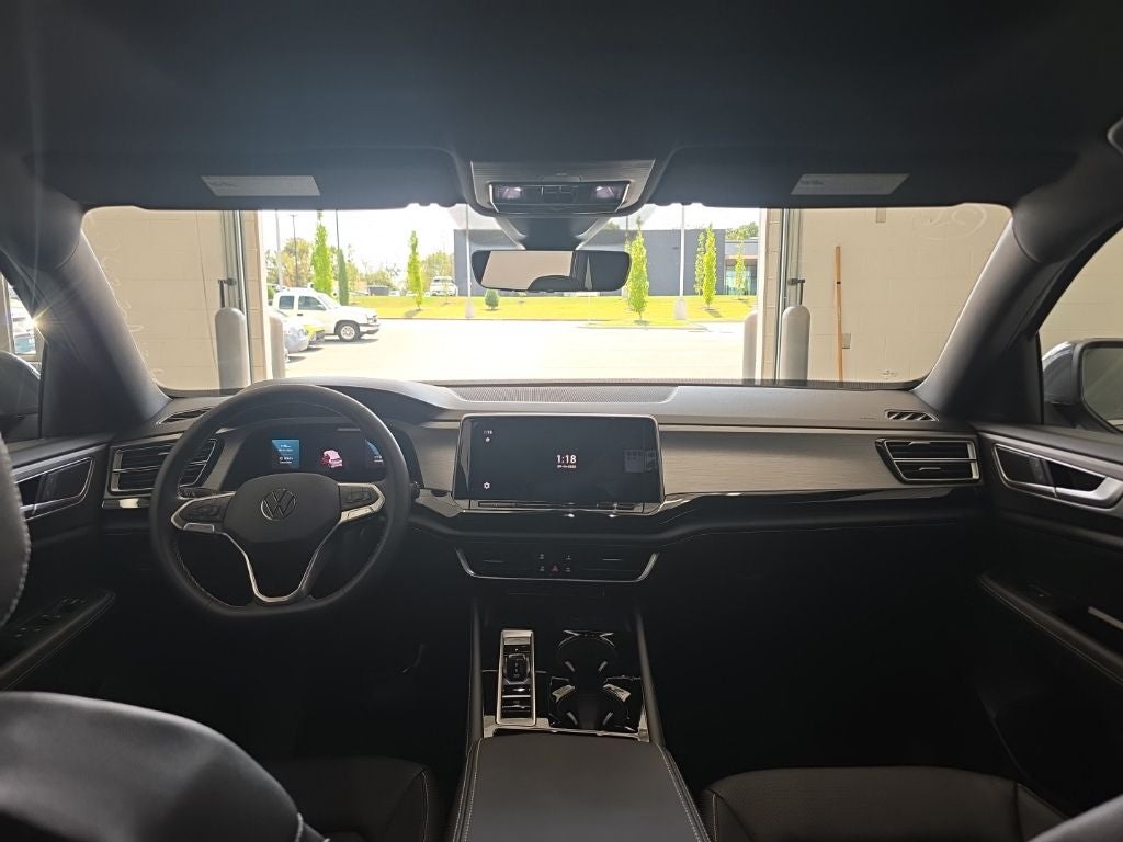 2026 Volkswagen Atlas Cross Sport SE w/Technology