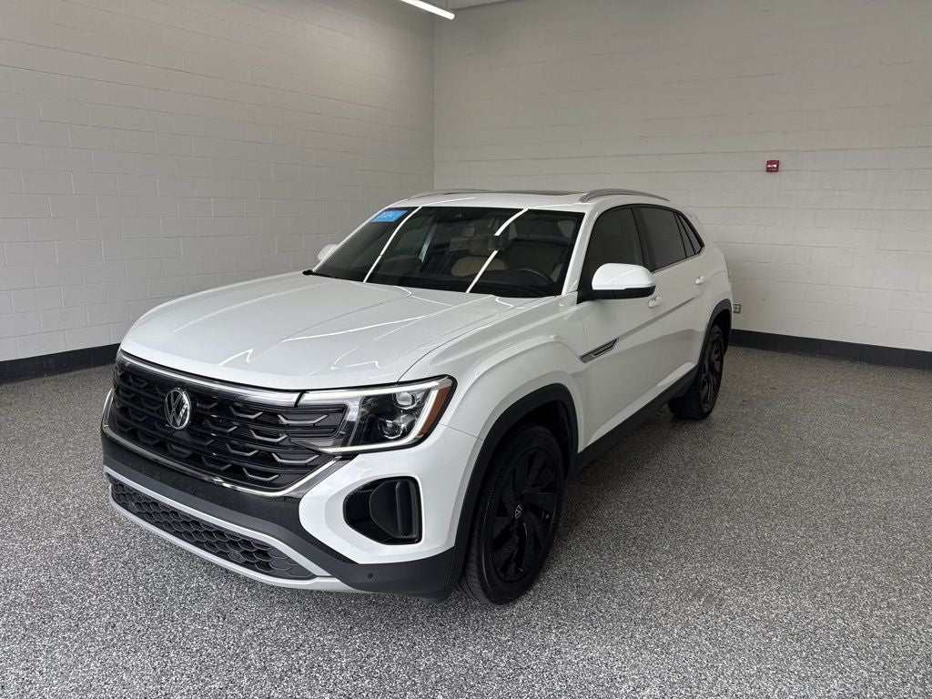 2024 Volkswagen Atlas Cross Sport 2.0T SE w/Technology