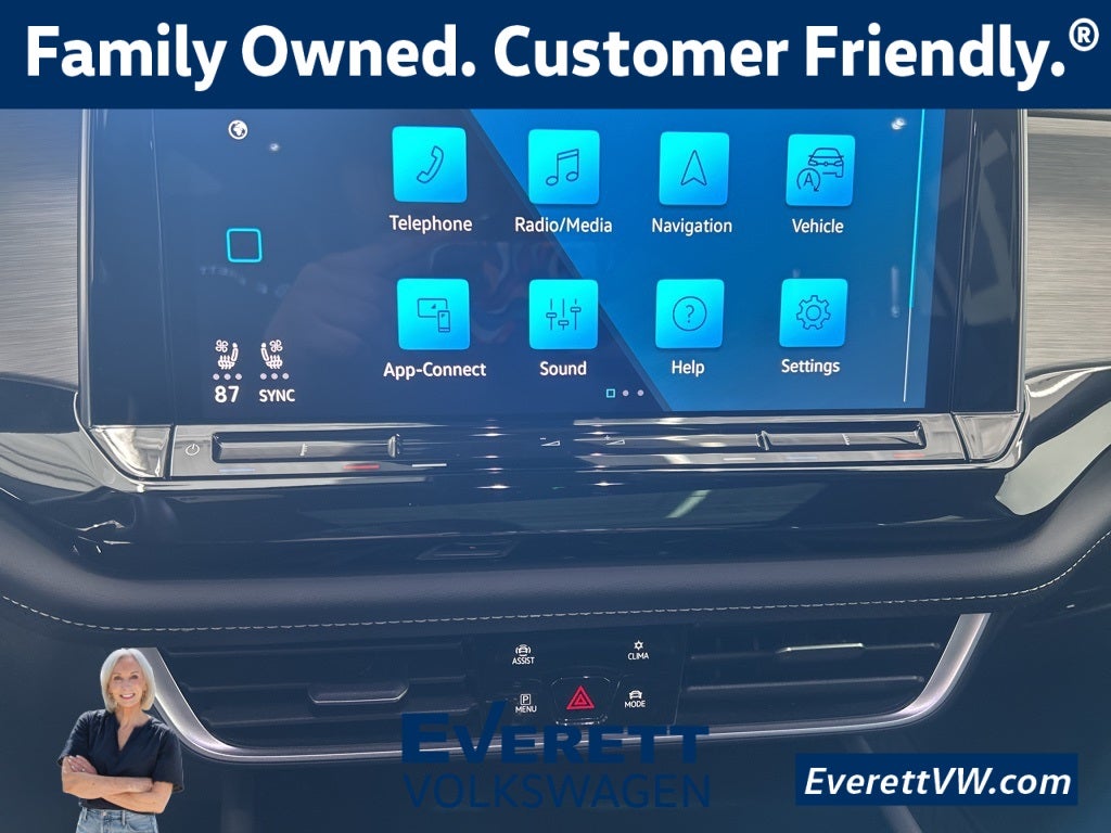 2025 Volkswagen Atlas Cross Sport 2.0T SE w/ Technology