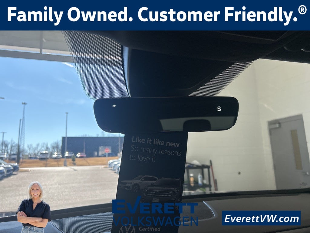 2025 Volkswagen Atlas Cross Sport 2.0T SE w/ Technology