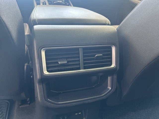 2025 Volkswagen Atlas Cross Sport 2.0T SE w/ Technology