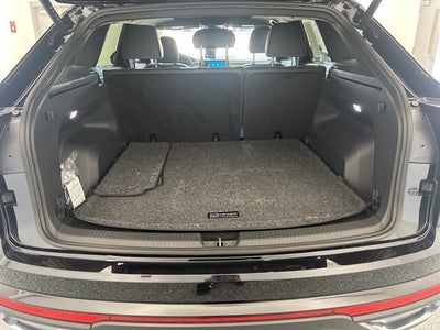 2025 Volkswagen Atlas Cross Sport 2.0T SE w/ Technology