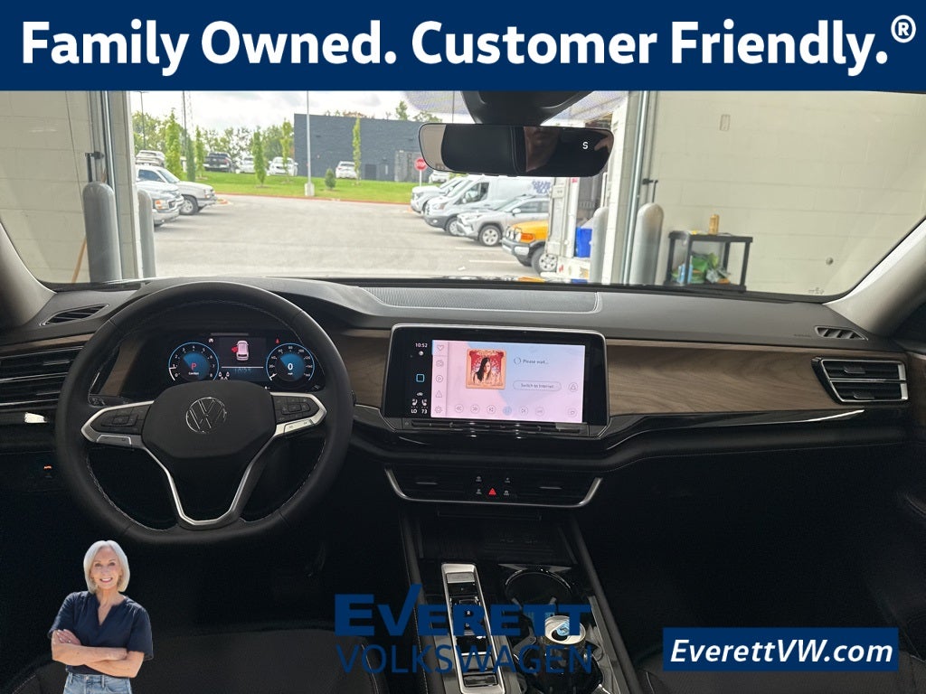 2026 Volkswagen Atlas 2.0T SE w/ Technology