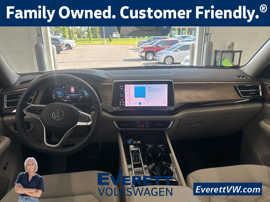 2026 Volkswagen Atlas 2.0T SE w/ Technology