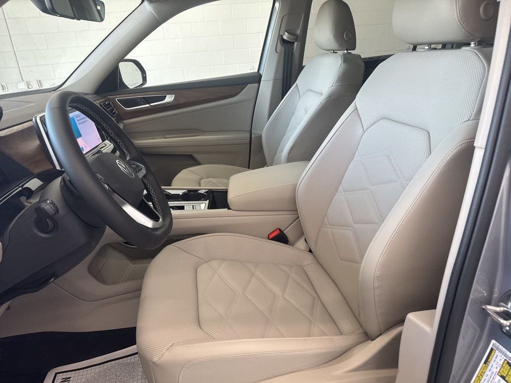 2026 Volkswagen Atlas 2.0T SE w/ Technology