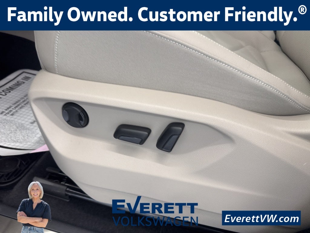 2026 Volkswagen Atlas 2.0T SE w/ Technology