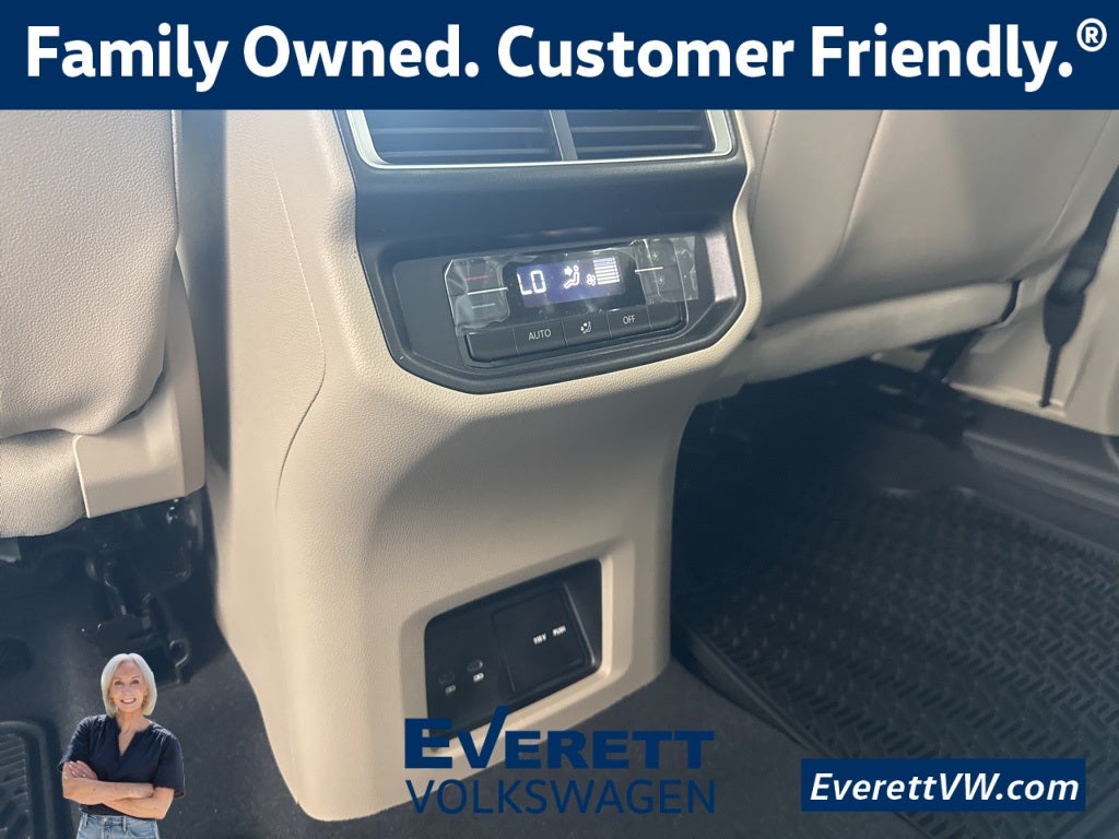 2026 Volkswagen Atlas 2.0T SE w/ Technology