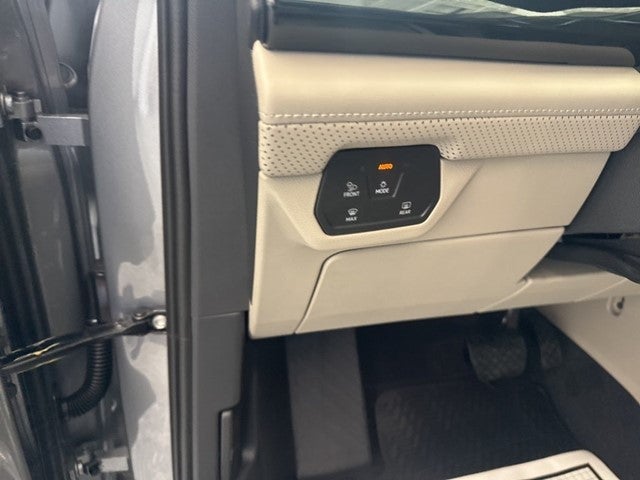 2026 Volkswagen Atlas 2.0T SE w/ Technology