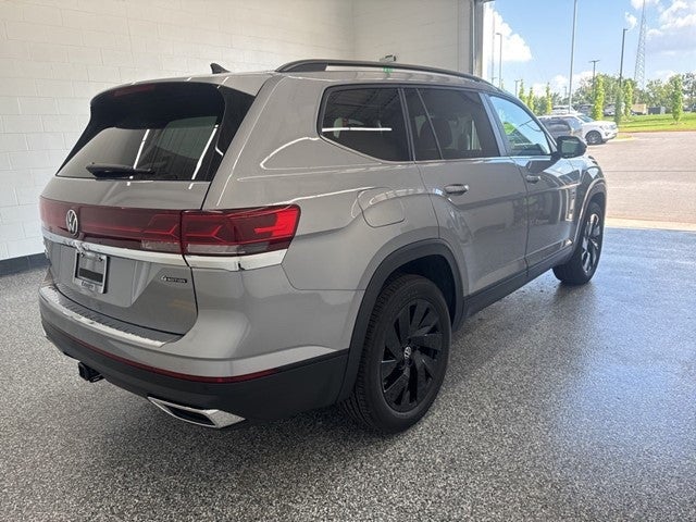 2026 Volkswagen Atlas 2.0T SE w/ Technology