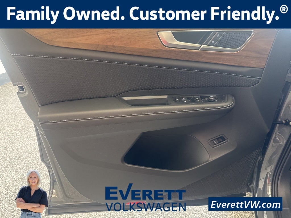 2026 Volkswagen Atlas 2.0T SE w/ Technology