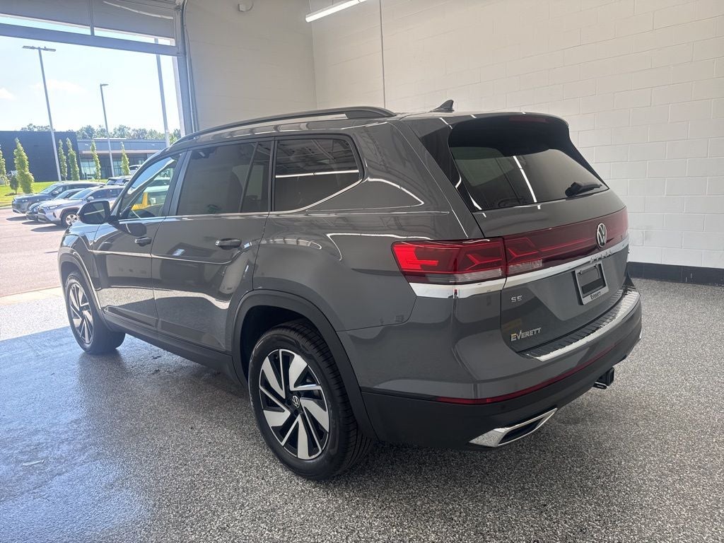 2026 Volkswagen Atlas 2.0T SE w/ Technology