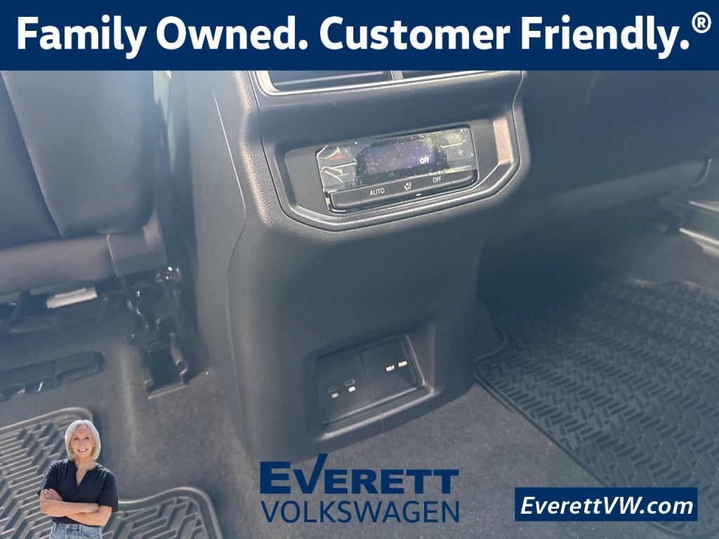 2026 Volkswagen Atlas 2.0T SE w/ Technology