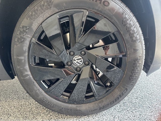 2026 Volkswagen Atlas 2.0T SE w/ Technology