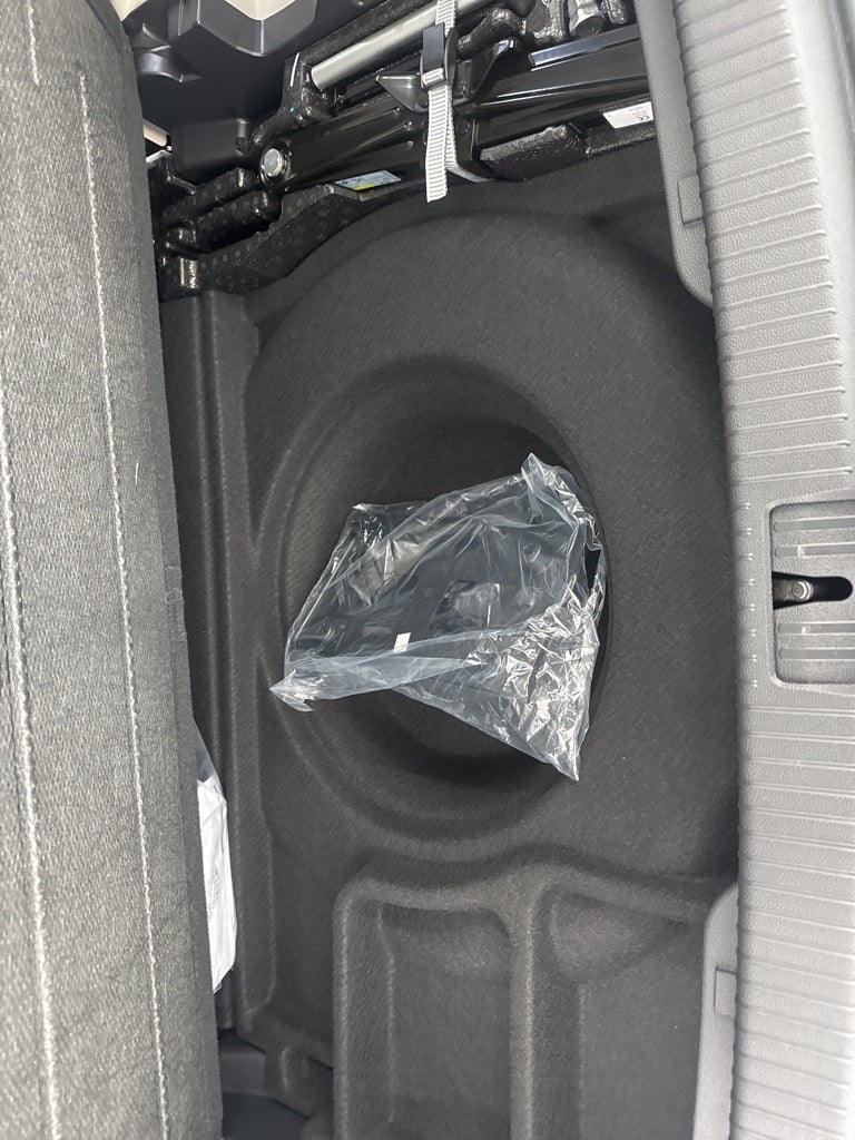 2026 Volkswagen Atlas 2.0T SE w/ Technology