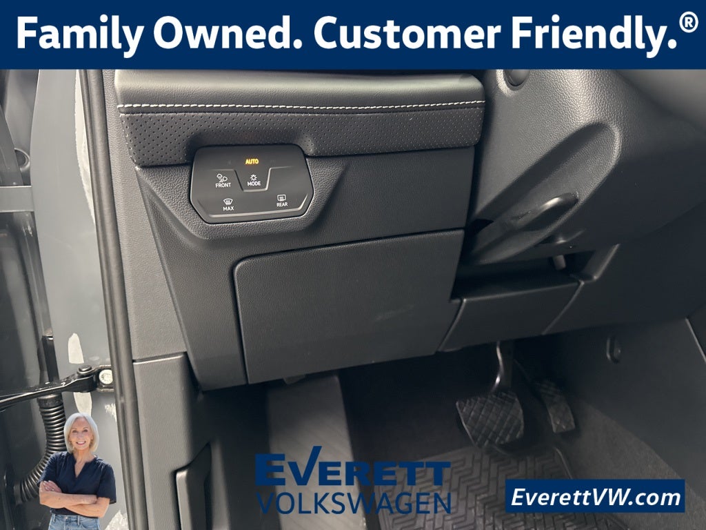 2026 Volkswagen Atlas 2.0T SE w/ Technology