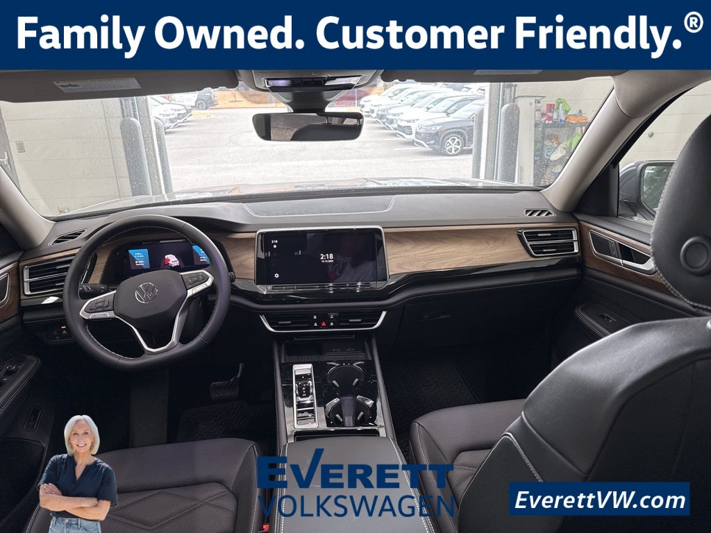 2026 Volkswagen Atlas 2.0T SE w/ Technology