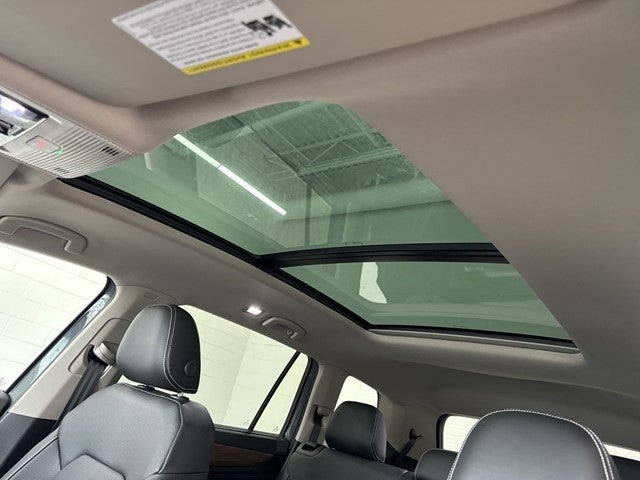 2026 Volkswagen Atlas 2.0T SE w/ Technology