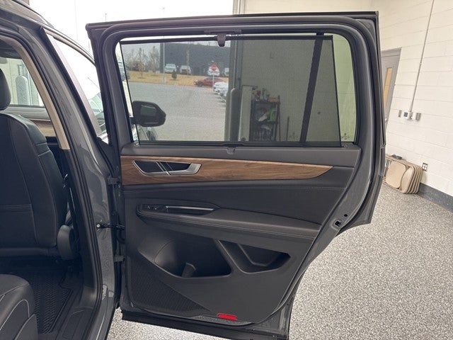 2026 Volkswagen Atlas 2.0T SE w/ Technology