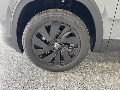 2026 Volkswagen Atlas 2.0T SE w/ Technology